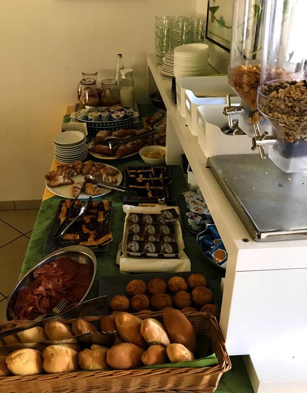 Hotel Vienna Senigallia Zewnętrze zdjęcie